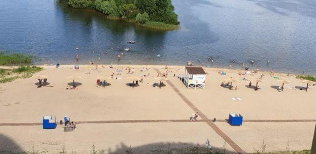 Apartament Near Dnieper チェルカースィ エクステリア 写真
