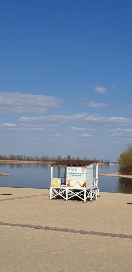 Apartament Near Dnieper チェルカースィ エクステリア 写真